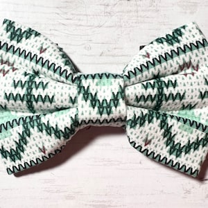 Ugly Sweater Dog Bow Tie, Holiday Bow Tie, Winter Bow Tie, Cat Bow Tie