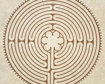 Large LABYRINTH of CHARTRES of Notre-Dame Cathedral – 40 × 40 cm – Ancient Symbol Linocut – Copper/Rosewood