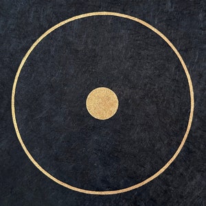 CENTRAL ORBIT – 22 x 22 cm – crop circle linocut print – gold/black