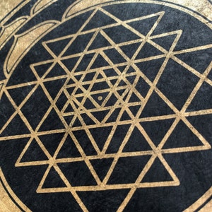 SRI YANTRA 35 35 cm Meditation linocut print Gold/Black image 2