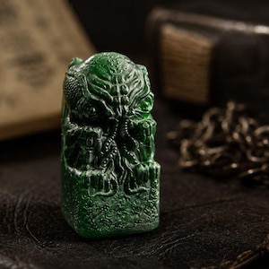 Cthulhu Jade Idol, Lovecraft Relic, Mythos Artifact, Horror Collectible, RPG Tabletop Miniature, DnD Decor, Cosmic Horror Gift