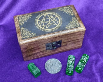 Cthulhu mythos box, cthulhu mythos box, handmade wooden box, handmade wooden box, gift to a friend