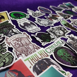 50 Cthulhu stickers, 50 Cthulhu stickers