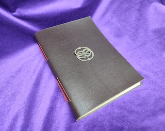 Cuaderno Auryn, cuaderno de cuero, libro de cuero, la historia interminable, the neverending story, leather book, Auryn notebook