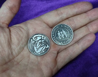 AR272 – Miskatonic University Cthulhu Coin, Handmade Metal Coin | University of Miskatonic Coin, Cthulhu Coin, Geek Gift
