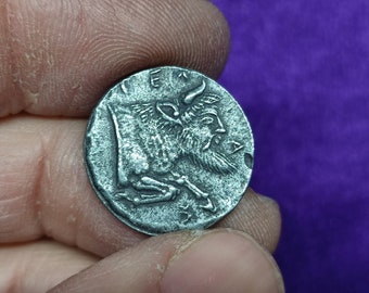 Antike griechische Didrachma-Münze, antike griechische Münze Didrachma, griechische Münze, Metallmünze, handgemachte Münze, an einen Freund verschenken