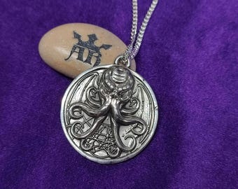 Cthulhu Necklace – Handmade Jewelry in 925 Sterling Silver, Gift for Geeks and Collectors