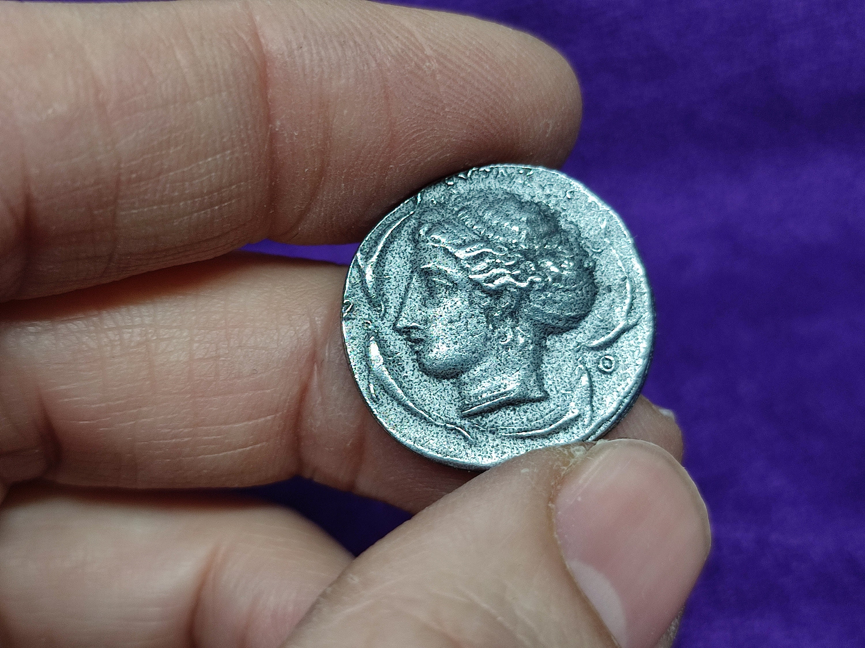 ギリシャのコイン ディオニュソスの十角形、ギリシャのコイン ディオニュソスの十角形、手作りのコイン、金属鋳造、友人への贈り物 - Etsy 日本