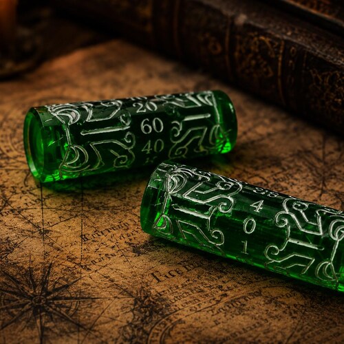 Dado D100 Esmeralda Mística de Cthulhu | Dado Percentual Artesanal de RPG Lovecraft | Presente de Colecionador em Resina | Acessório de Chamado de Cthulhu