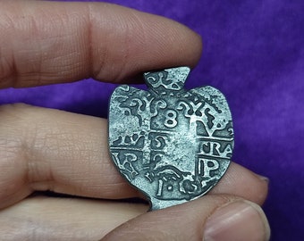 8 reales heart potosí, macuquina galanos doubloon, 8 reales heart potosí, macuquina galanos doubloon, handmade coin, handmade necklace