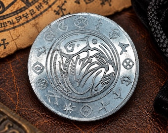 Handmade Cthulhu Coin – Lovecraft Gift & Fantasy Collectible with Velvet Pouch and Illustrated Mythos Scroll