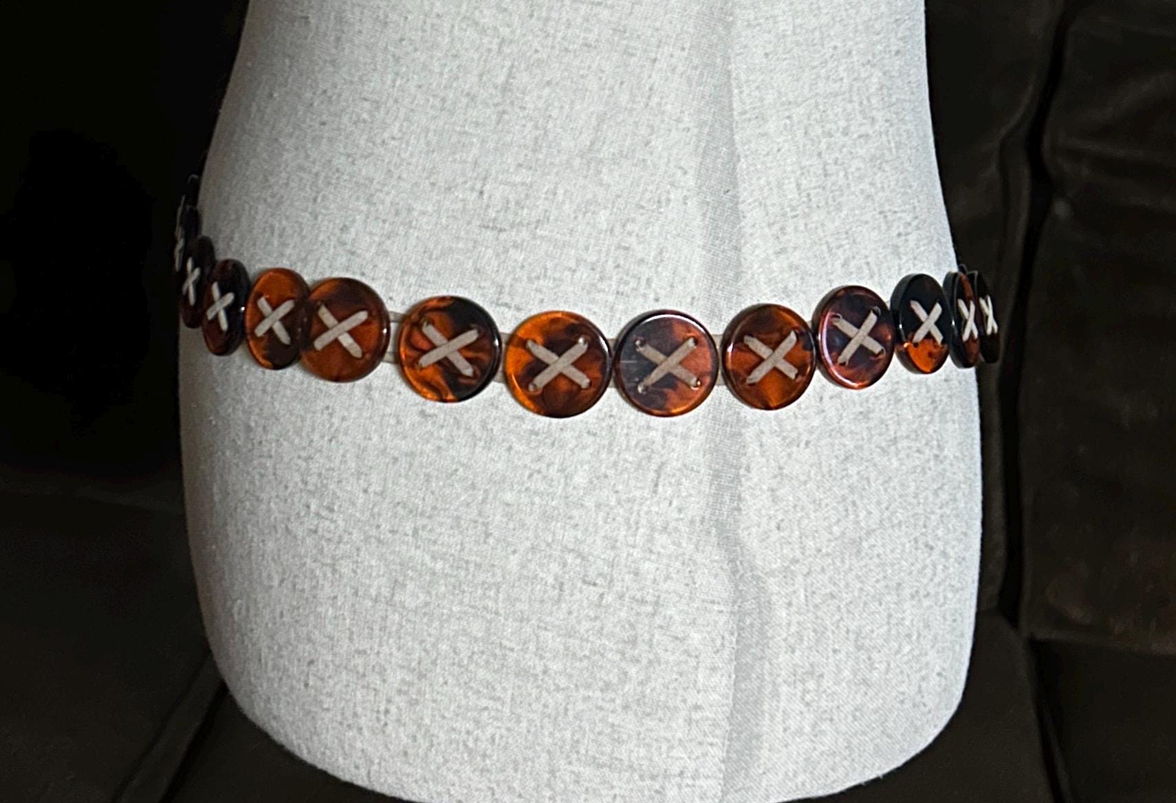 Vintage ~ Large - Xx-large Brown Buttons W/ Brown Leather  display picture 1