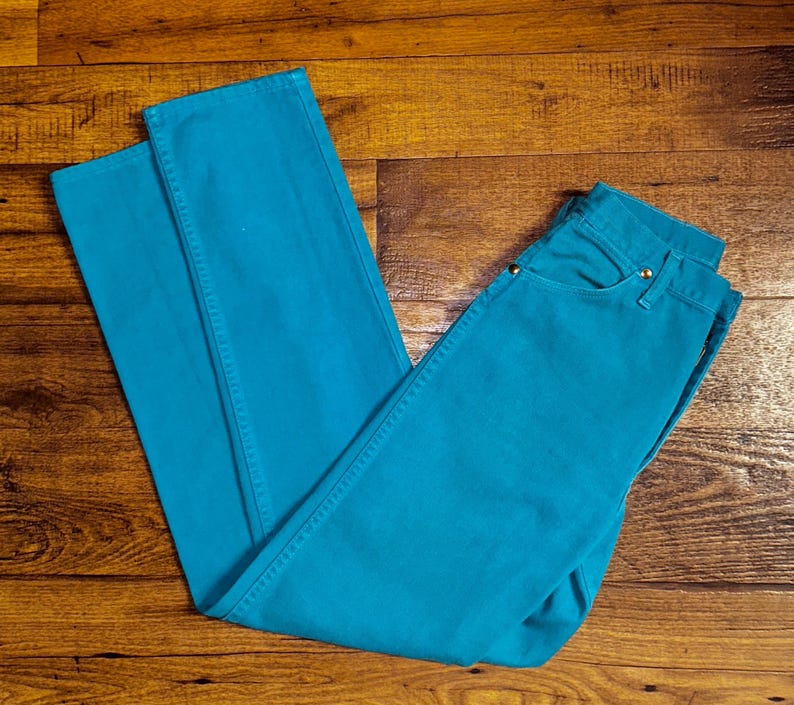Wrangler ~ Vintage (1980’s) ~ Made in USA ~ Western ~ Cowgirl ~ Turquoise ~ Size 9 (28/34) ~ Bootcut ~ High Rise ~ Jeans Bild 16