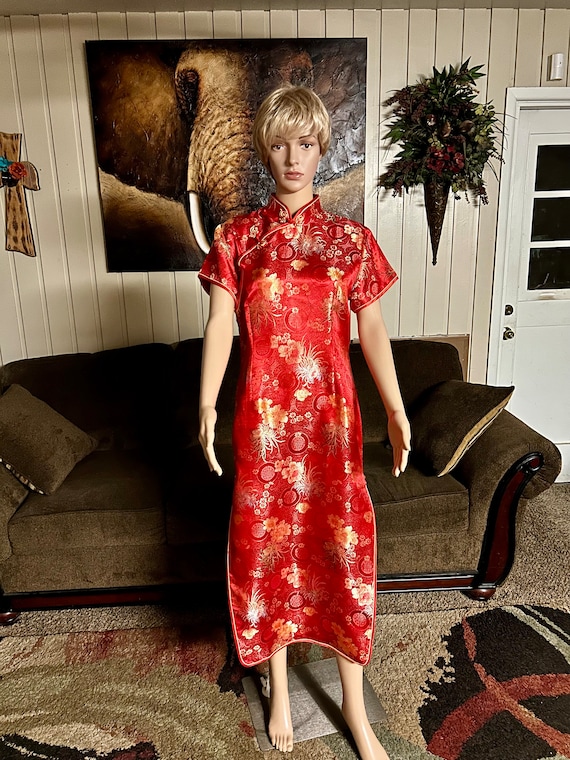 Kaiyu • Chinese Dress • X-Large • Red/ Gold • Flor