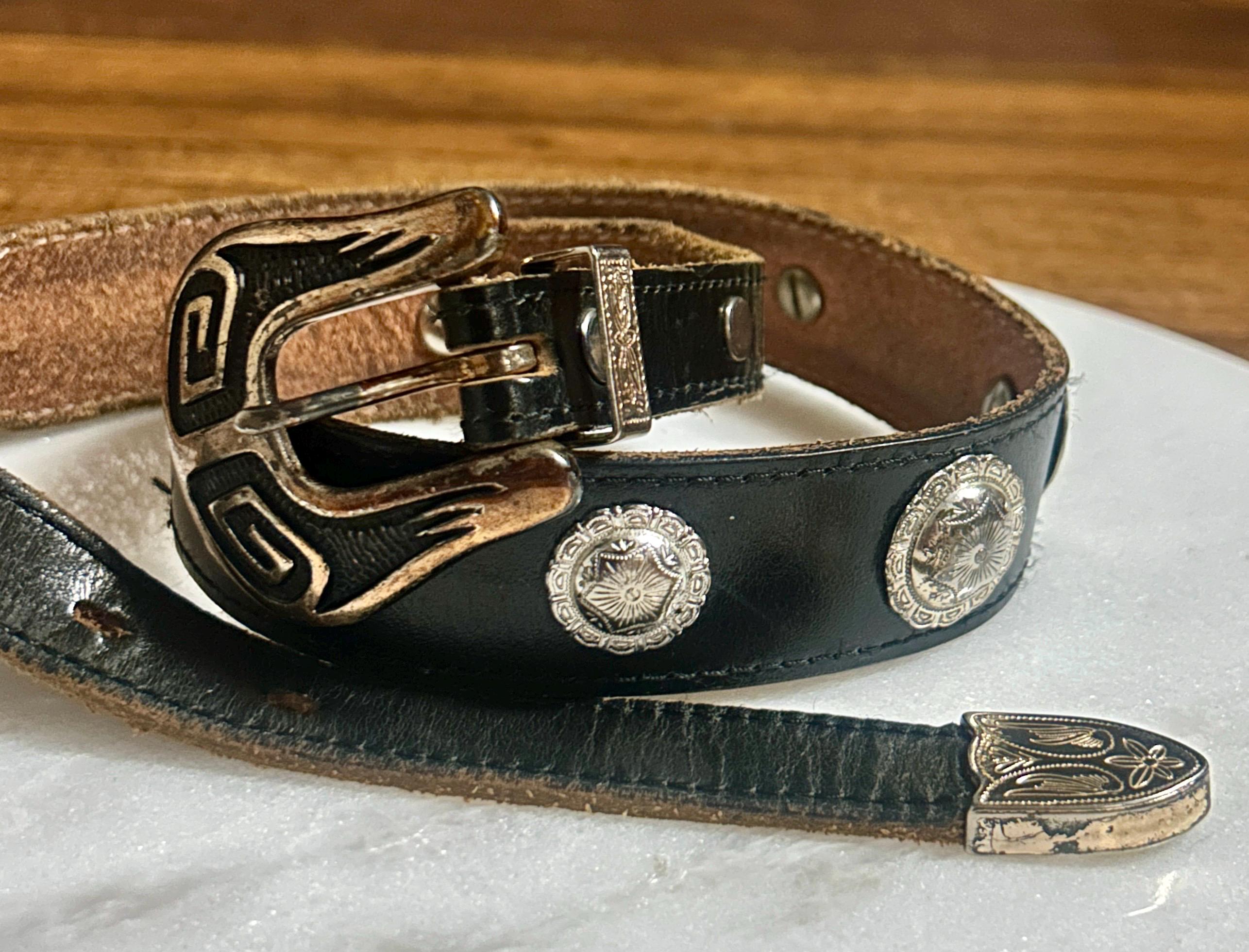 Dun Dee Vintage Western Silver and Brown Belt. Size 28 Dun Dee Western Belt Size 28 Gray Full Grain Cowhide Leather  main image 2
