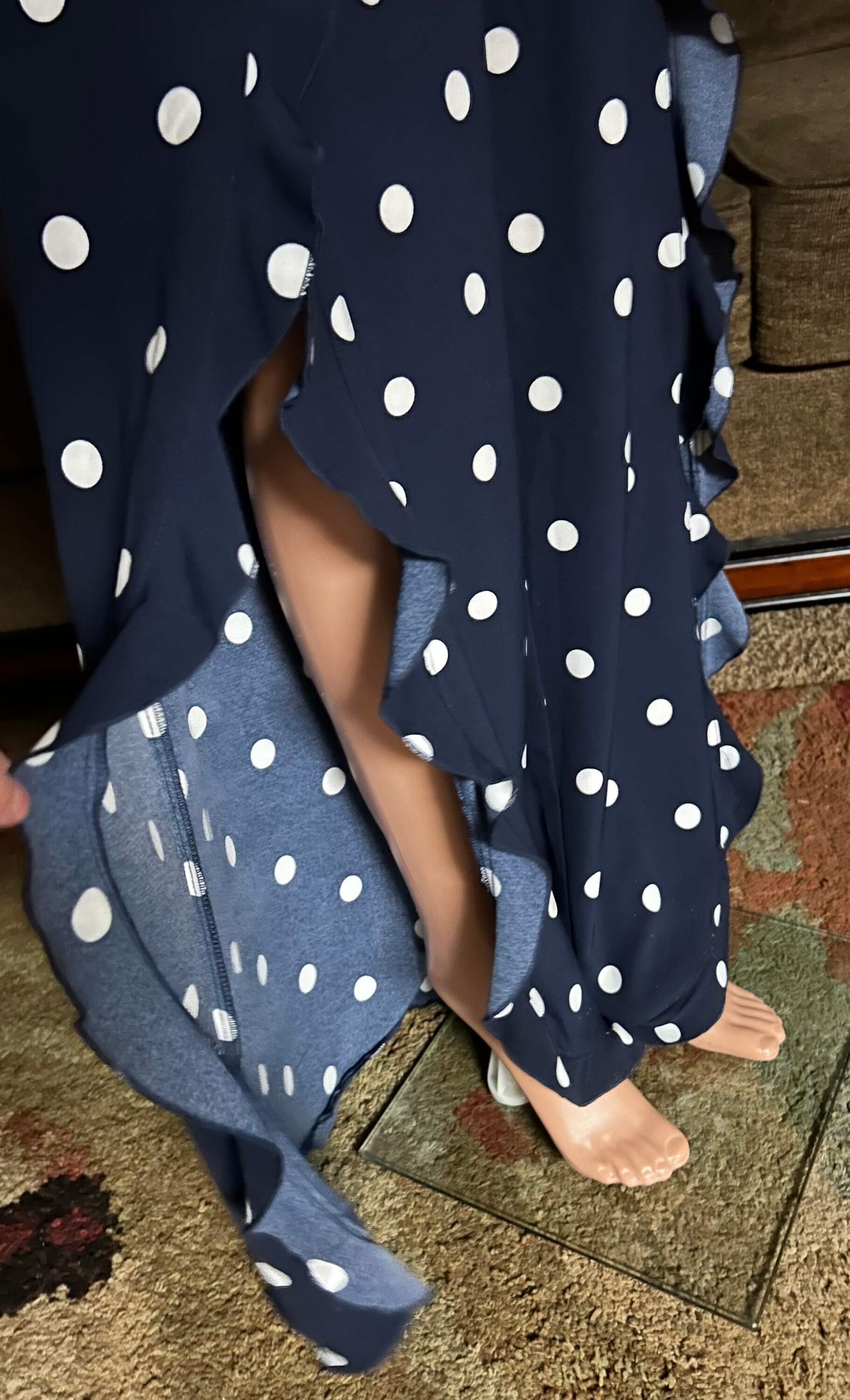 7th Avenue Design Studio • Medium • Blue/ White • Polka Dots