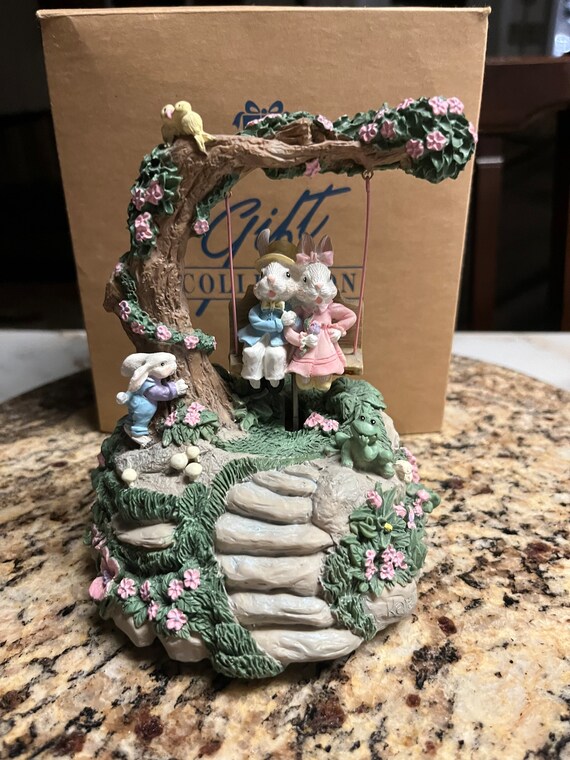 Avon cheap music box
