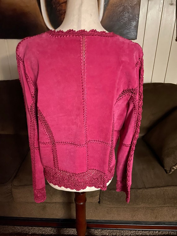 Suede Essentials • Burgundy • X-Large •  Floral •… - image 2