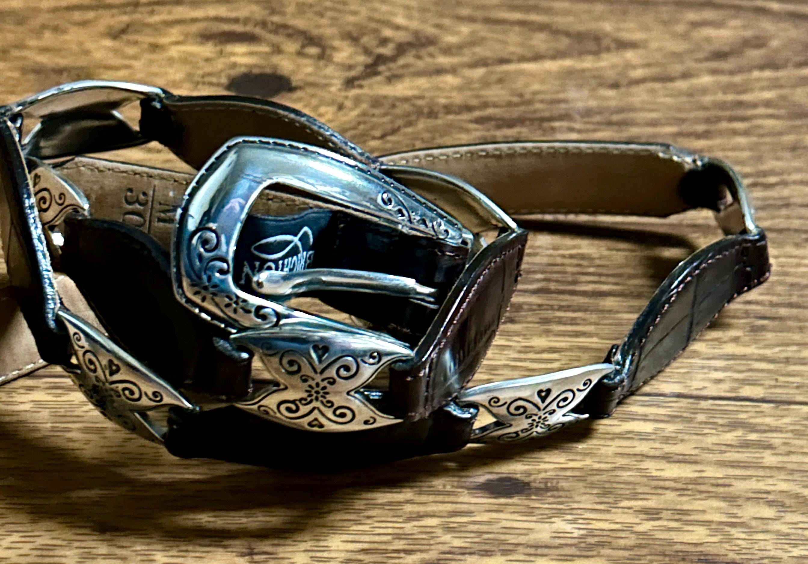 Brighton • Medium (30) • Brown Leather • Silver Buckle 