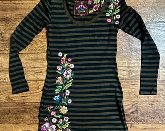 Johnny Was • Small • Black/Brown Striped • Multi-Colors Floral Embroidery • Tunic Top
