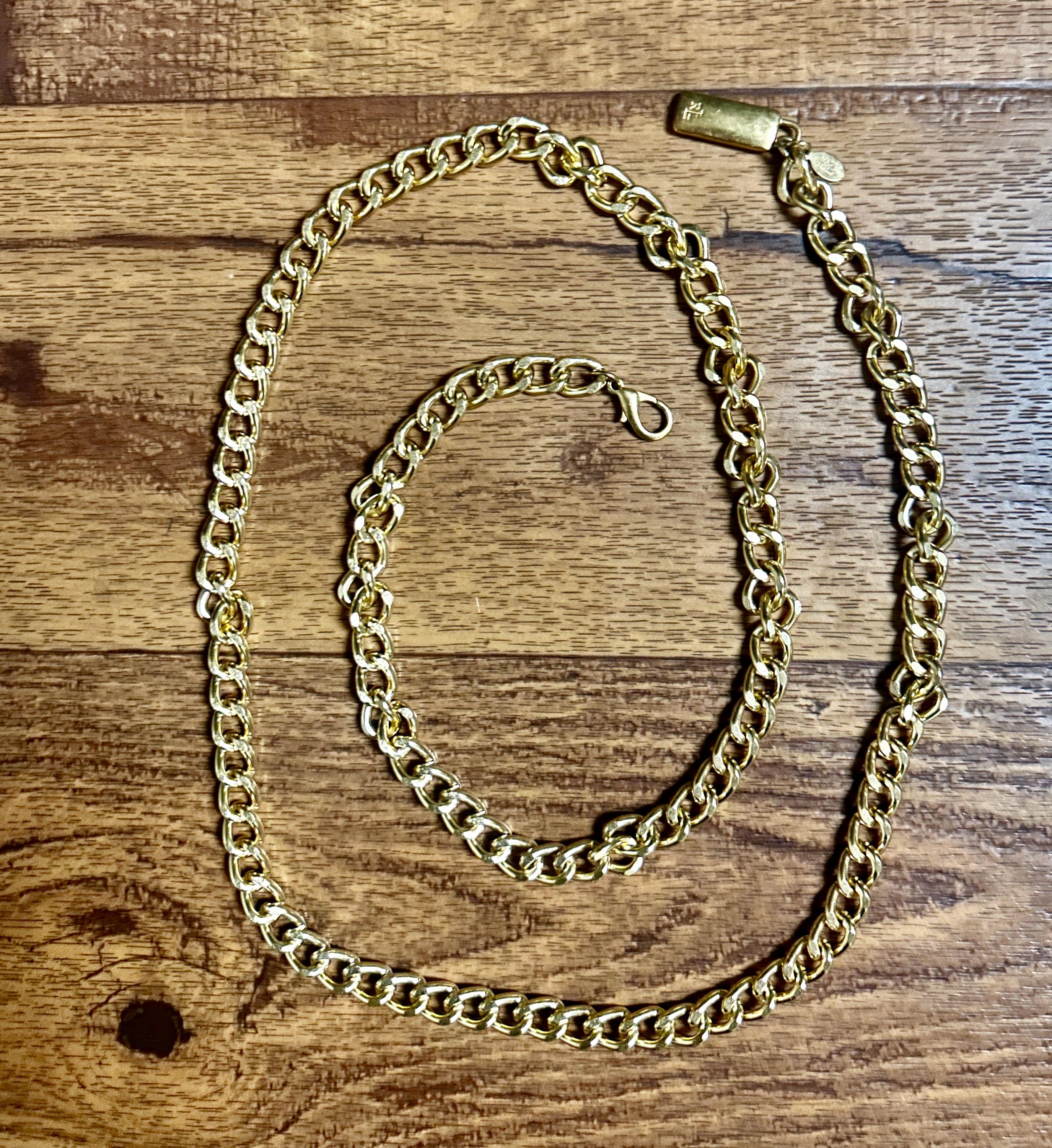 Lauren Ralph Lauren • Vintage • Gold Tone • Medium (waist  display picture 2