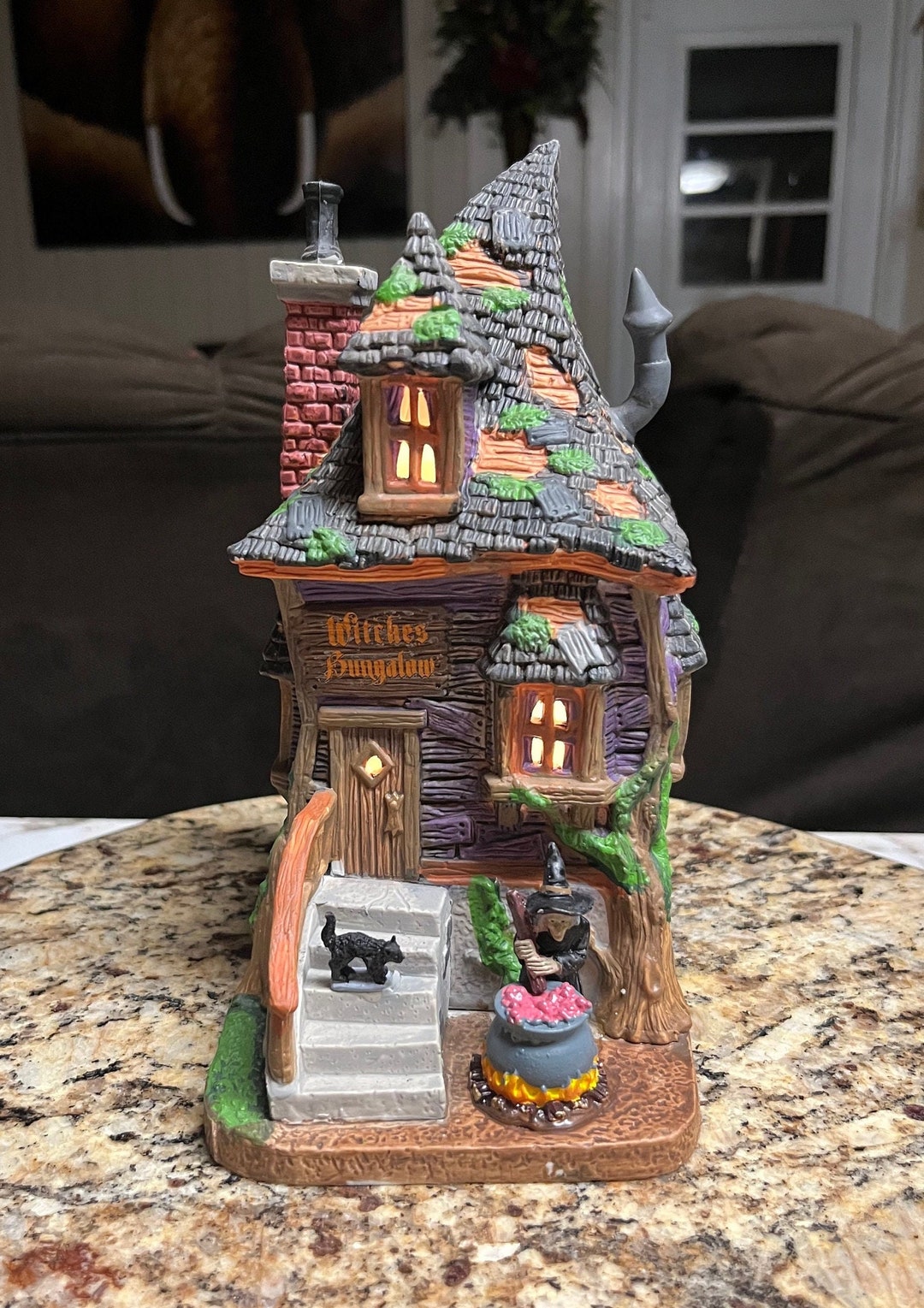 Spooky town Lemax witches brew haus 2009 AS IS animated Halloween prop
