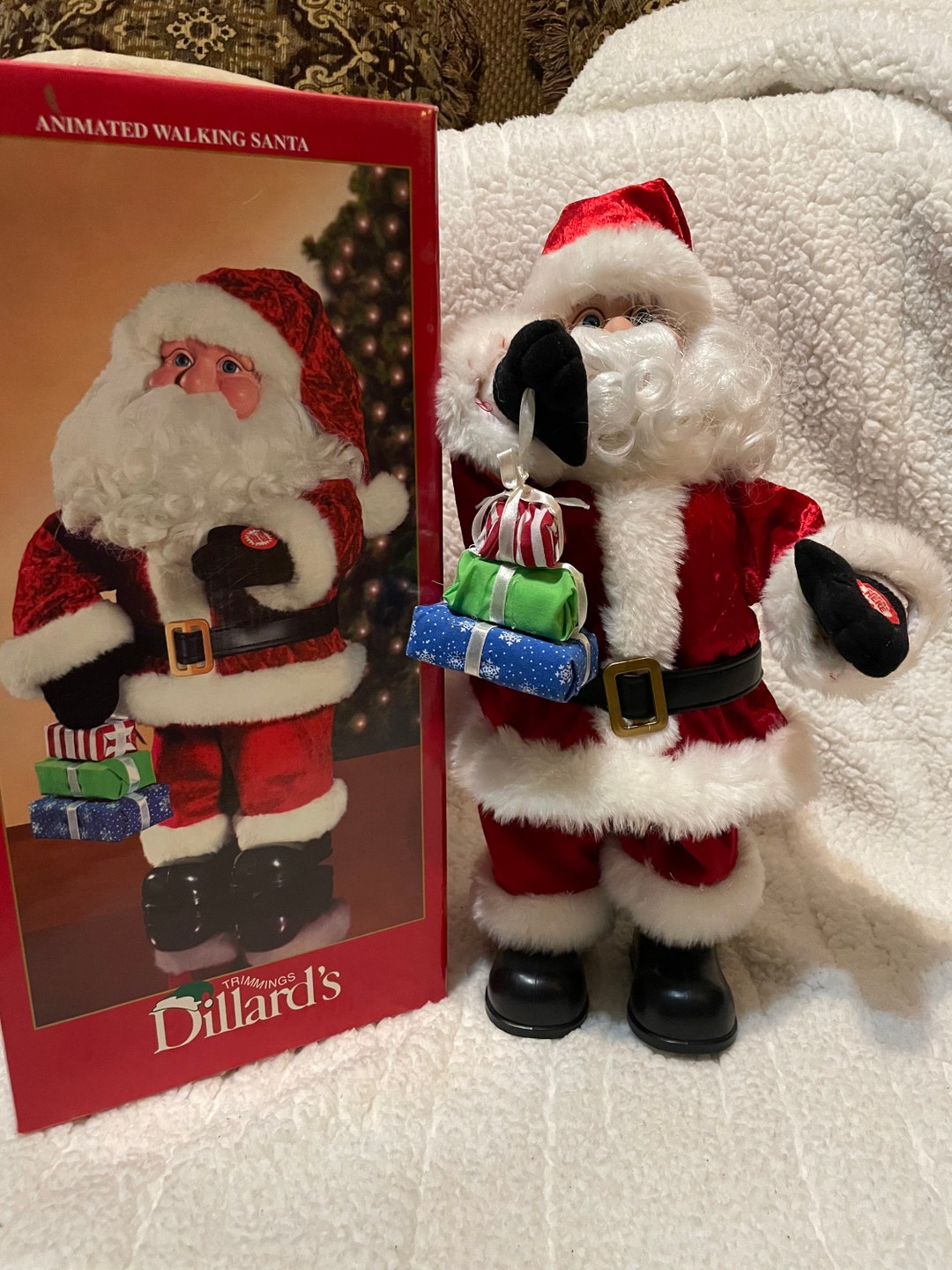 Dillards Trimmings Animated Santa 
