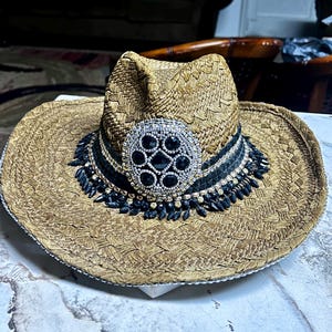 Whittall Hat - Etsy display picture 2
