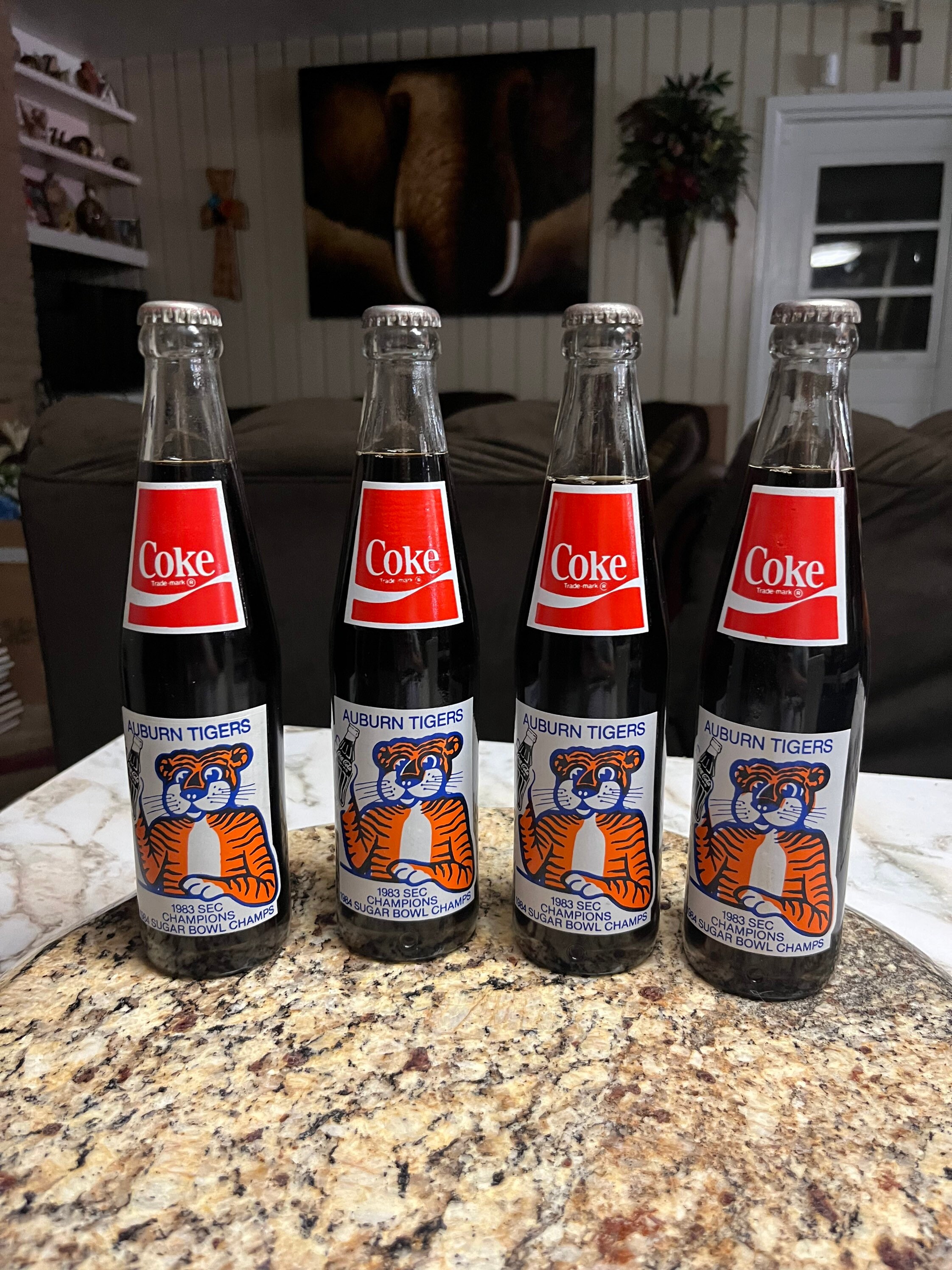 Coca-cola • 4 Bottles • Auburn Tigers (alabama) University • 1983