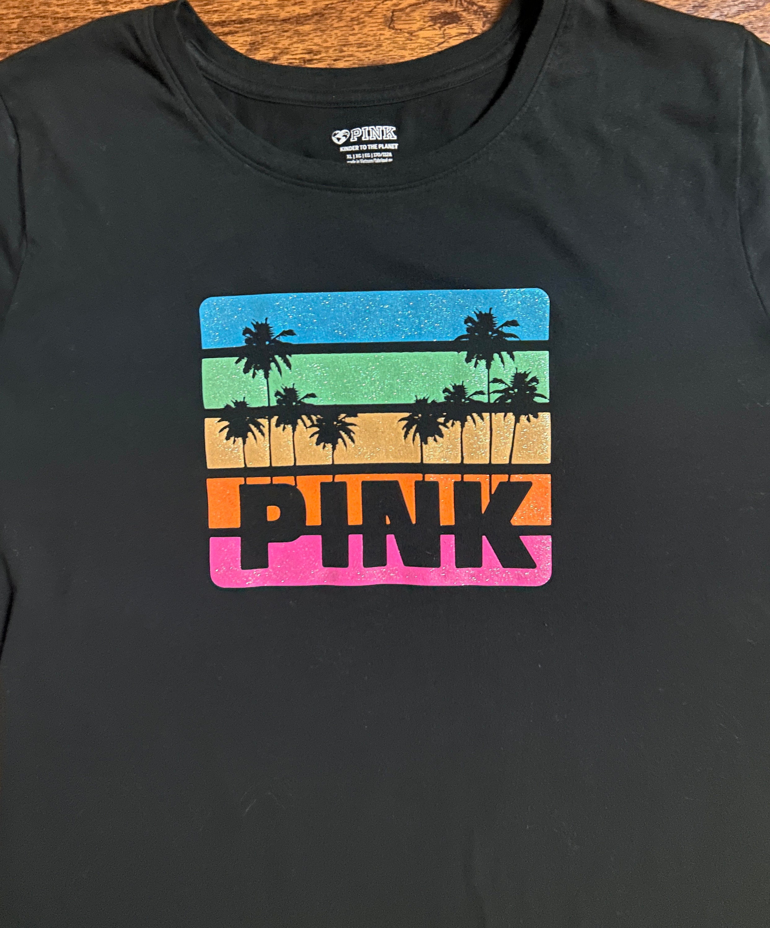 SALE Victoria's Secret/Pink/ピンク レインボーロゴプリント