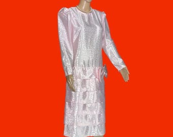 Simon Sez ~ Women’s Size 9/10 ~ Vintage  (1970’s) ~ Made in USA ~ Pink ~ Satin ~ Floral ~ Dress W/ Bow & Rhinestones