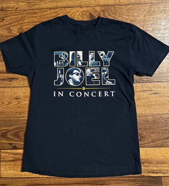 Billy Joel • In Concert • T-Shirts • Blue • Size M