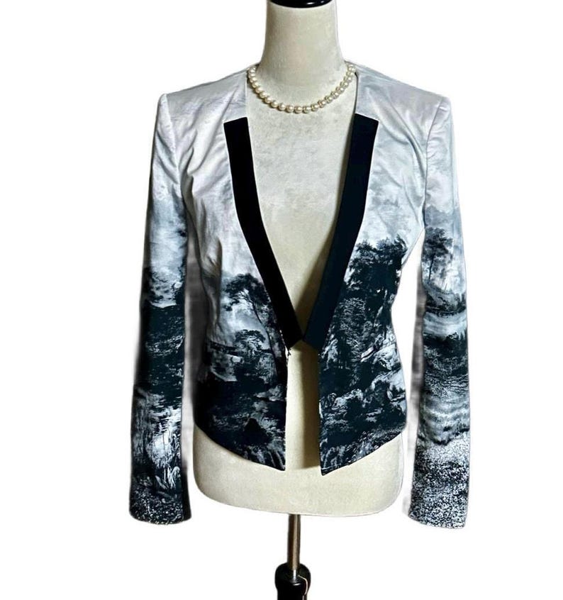 BCBG MaxAzria ~ Women’s Small ~ Black & White W/ Forest Print ~ Blazer Jacket image 1