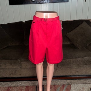 Chic ~ Vintage (1980’s) ~ Made in USA ~  Red ~ Mom Shorts ~ Size 14 ~ New W/Tags