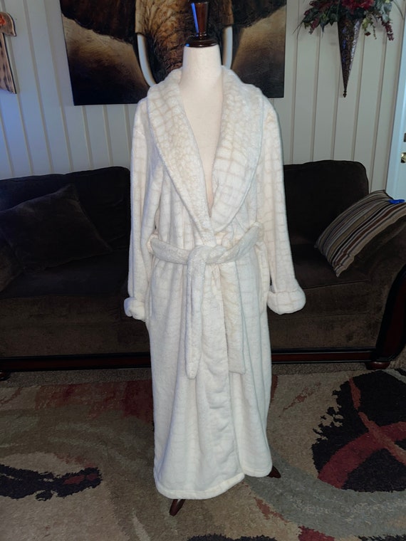The Kay Kay Robe