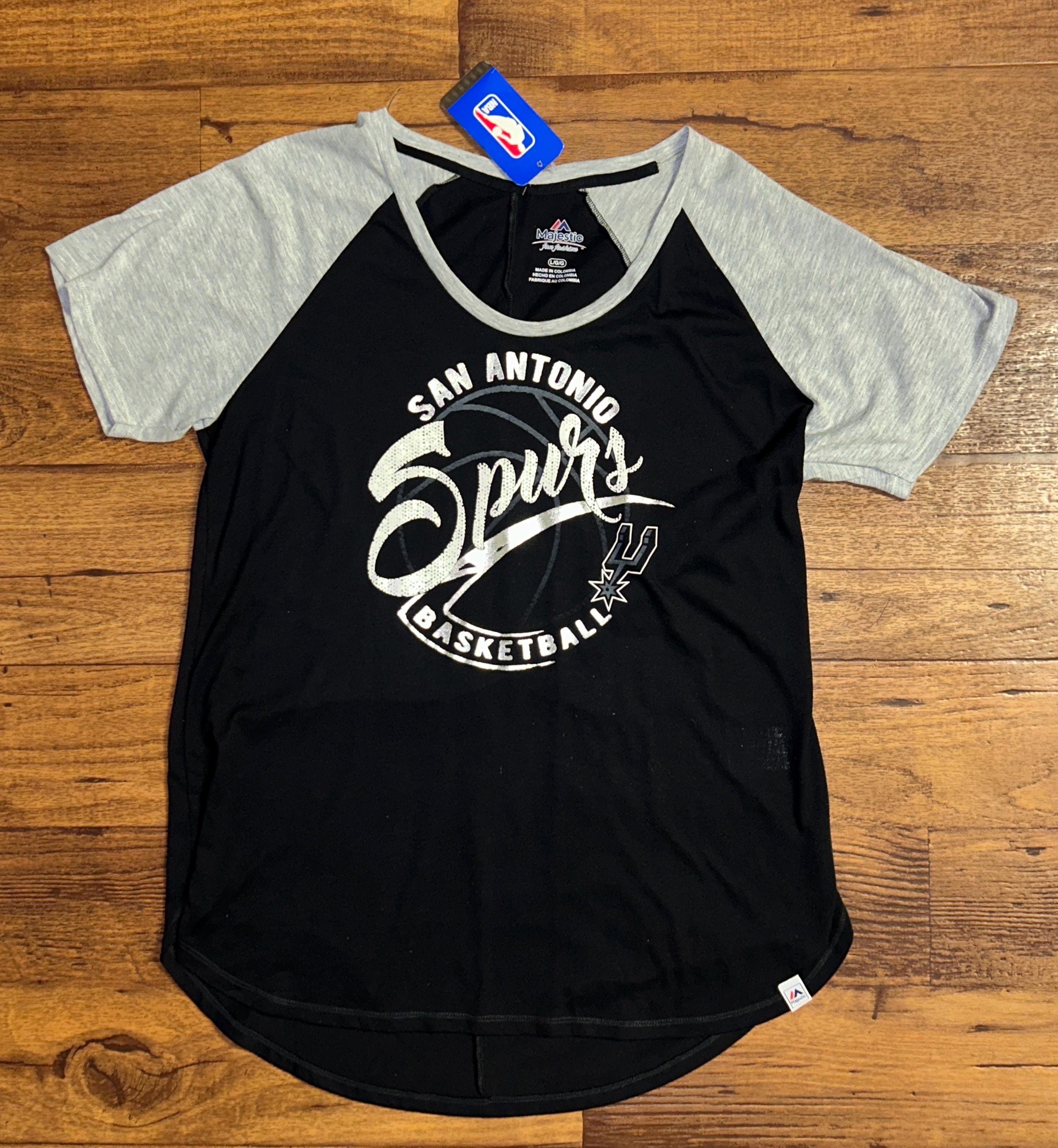 Majestic ~ San Antonio Spurs ~ Women Large ~ Black and Gray Shirt 