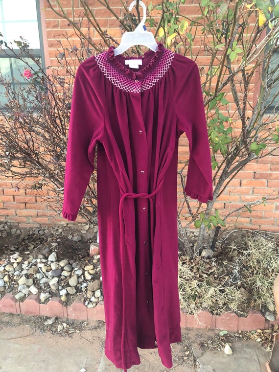 VTG.~ Lindsay Jordan Burgundy Robe~ 12 (Large) - image 3