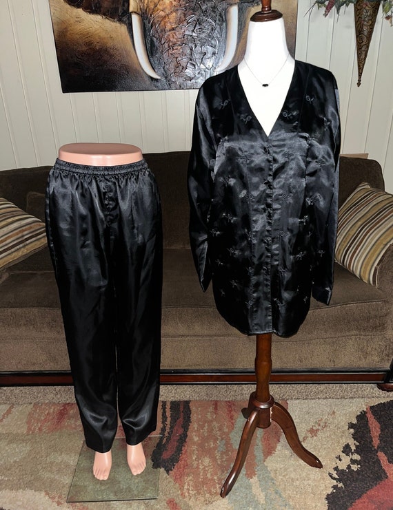 Private Luxuries~ Size Medium Pajamas