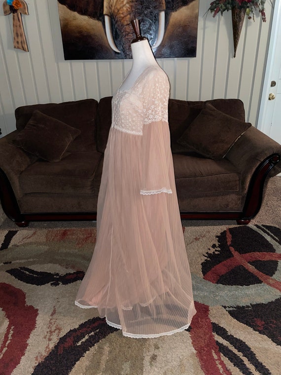 Vtg~ Intime’ Elegant Nightgown & Robe - image 3