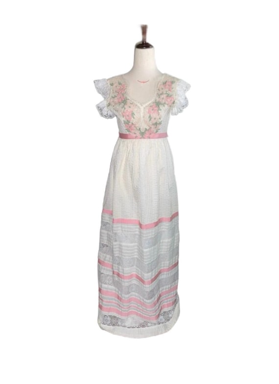 neiman marcus white lace dress NEW ASTR the LABEL White Lace Dress Woman's NEIMAN MARCUS Sz S Wedding