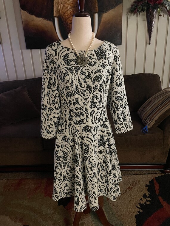 Eliza J ~ Black/White Size 10 Dress