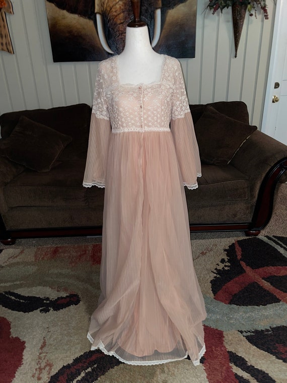 Vtg~ Intime’ Elegant Nightgown & Robe - image 1