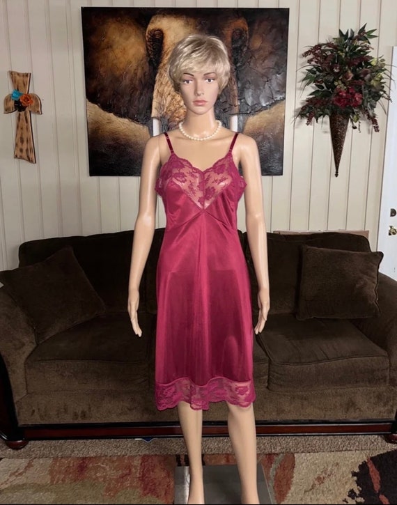 Henson Kickernick Burgundy Sexy  Nightgown Slip~S… - image 7