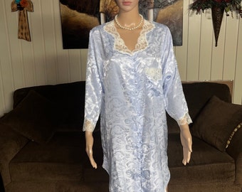 Partner’s Mervyn’s • Vintage • Medium • Purple • Floral • Intimate • Nightshirt
