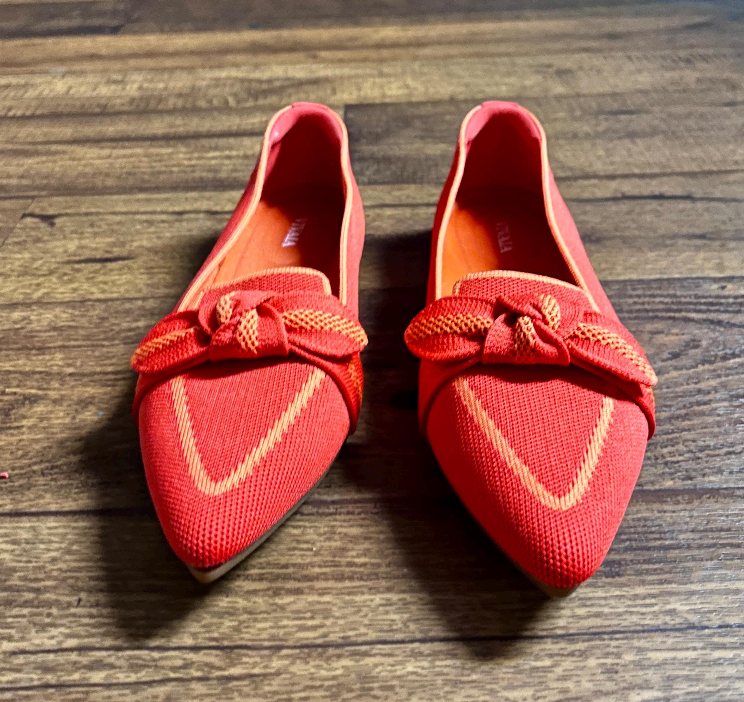 Vivaia (michelle 2.0) ~ Size Women's 10 ~ Citrus Orange Pointed