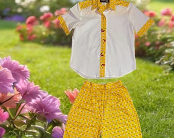 Signature by Jerell ~ Vintage ~ Made in USA ~ Women’s Size 4 ~  Plaid Design ~ White, Yellow W/ Red Cherries Short Sets (Top & Shorts)