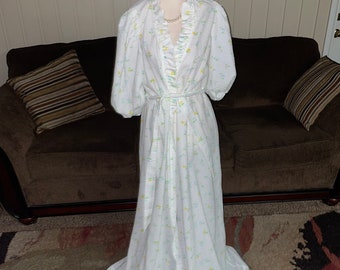 Vtg~ Miss Elaine Robe W/Flowers~Sz Medium