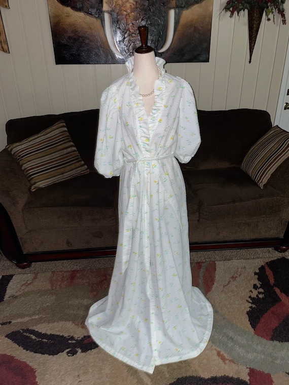 Vtg Miss Elaine Robe W flowerssz Medium Etsy