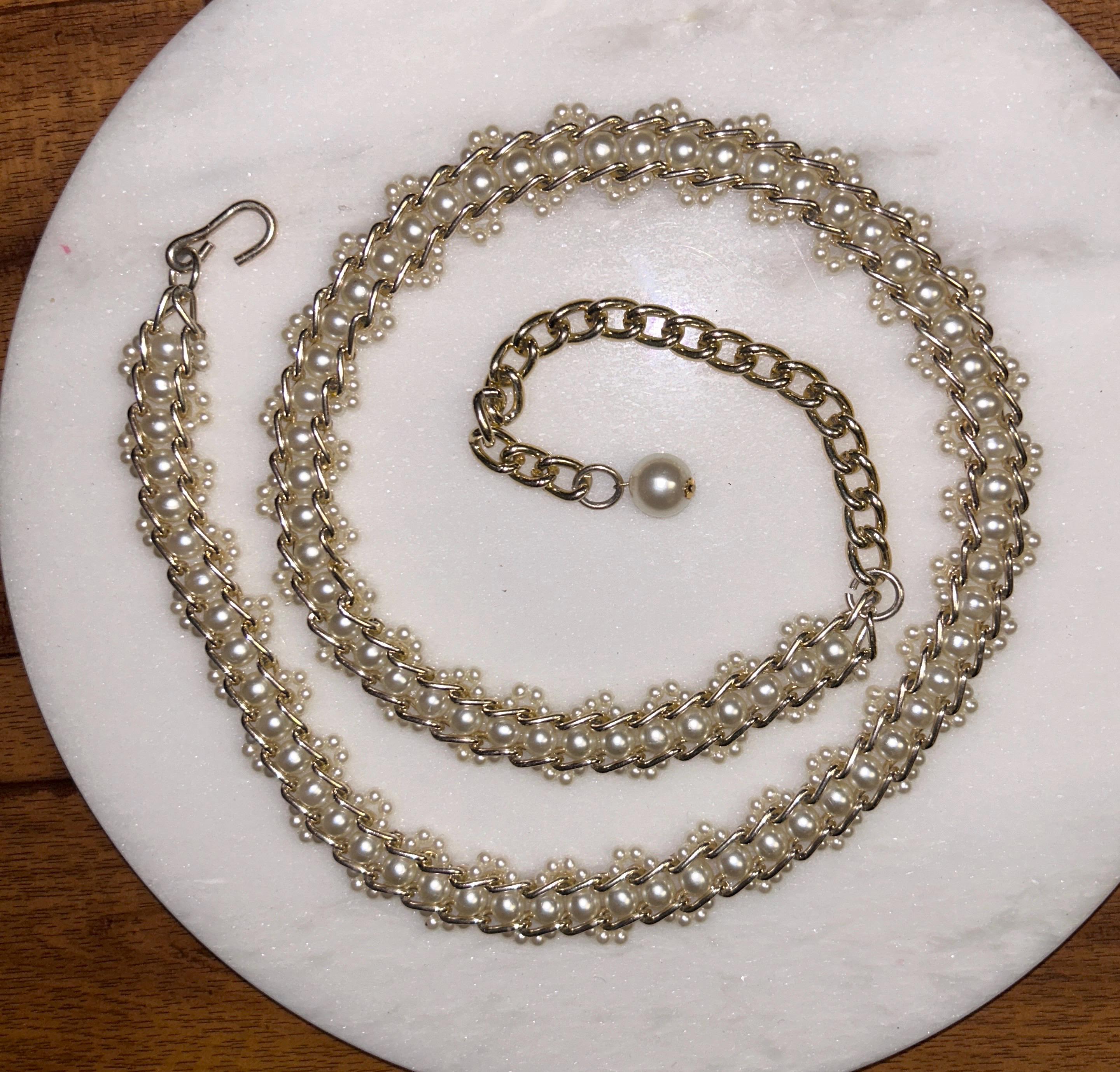⚜️Vintage pressed antique gold-tone & faux pearl link waist belt or necklace Vintage Gold Link Chain Swag Belt with Faux Pearls, Circa  main image 2
