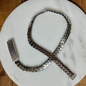 Silver Metal • Vintage • 1980 display picture 3